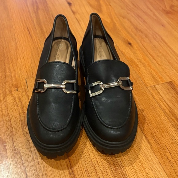 Rachel Zoe Black Loafers with Gold Accents Size 8.5 M - Picture 1 of 9